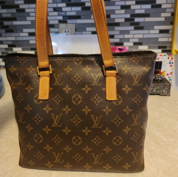 Louis Vuitton Authentic - Picture 2 of 12